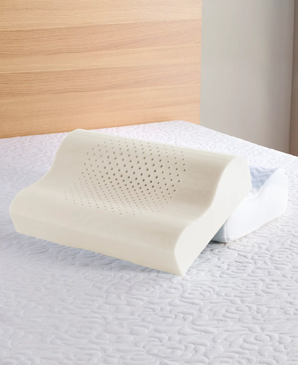 Ergonomic Contour Memory-Foam Pillow