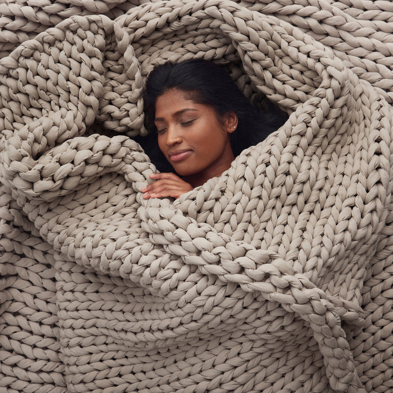 Breathable Hand-Knit Weighted Blanket